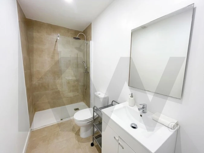 Apartamento T2 para Venda em Avenidas Novas Foto 14