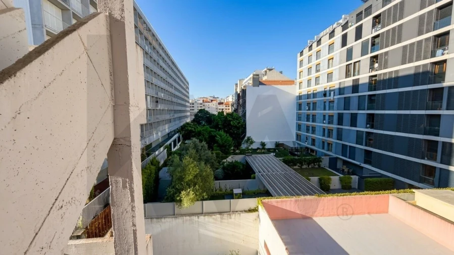 Apartamento T2 para Venda em Avenidas Novas Foto 18