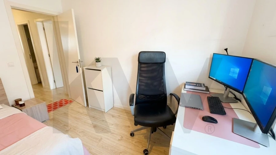 Apartamento T2 para Venda em Avenidas Novas Foto 12