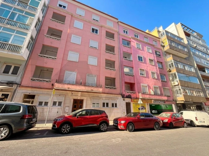 Apartamento T2 para Venda em Avenidas Novas Foto 20