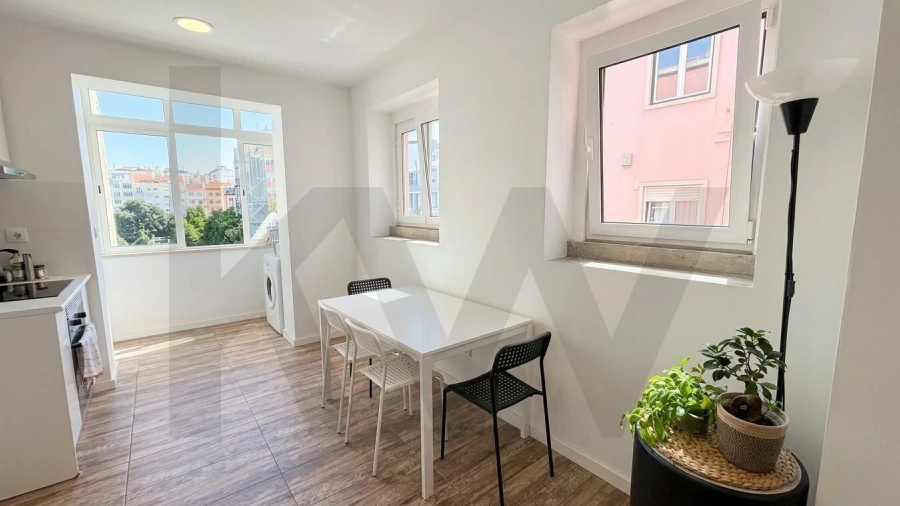 Apartamento T2 para Venda em Avenidas Novas