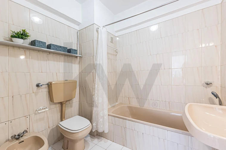 Apartamento T1 para Venda em Armação de Pera Foto 8