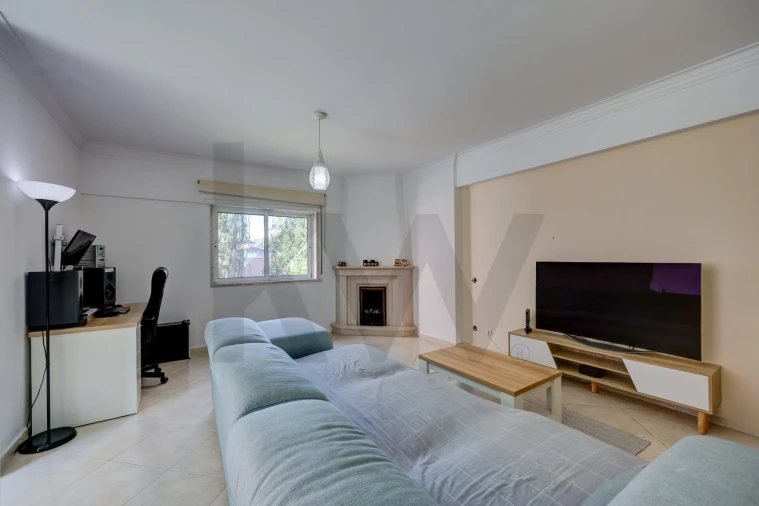 Apartamento T2 para Venda em Cacém e São Marcos Foto 11