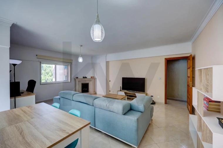 Apartamento T2 para Venda em Cacém e São Marcos Foto 9