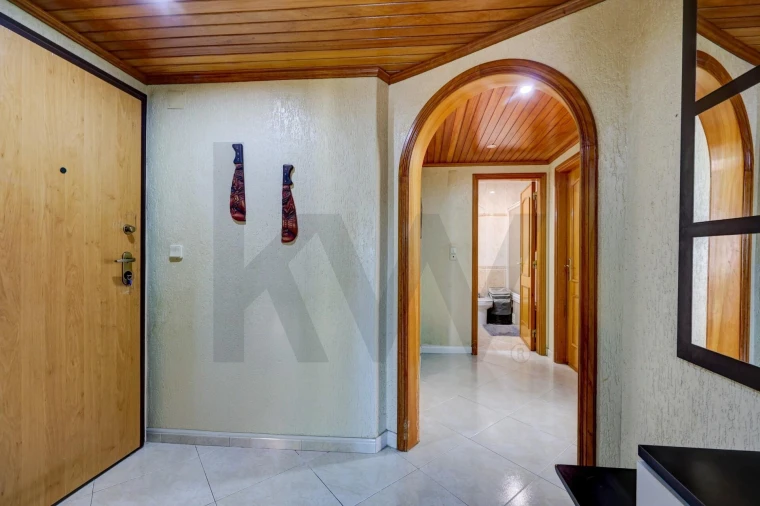 Apartamento T2 para Venda em Cacém e São Marcos Foto 29