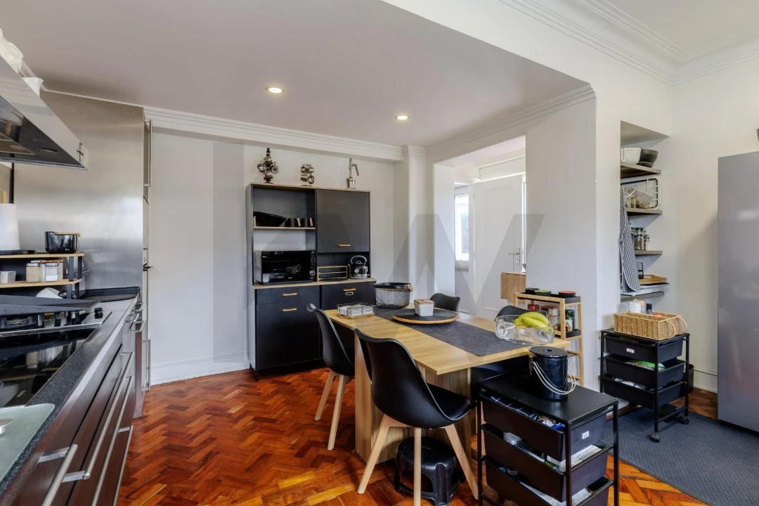 Apartamento T4 para Venda em Arroios Foto 10