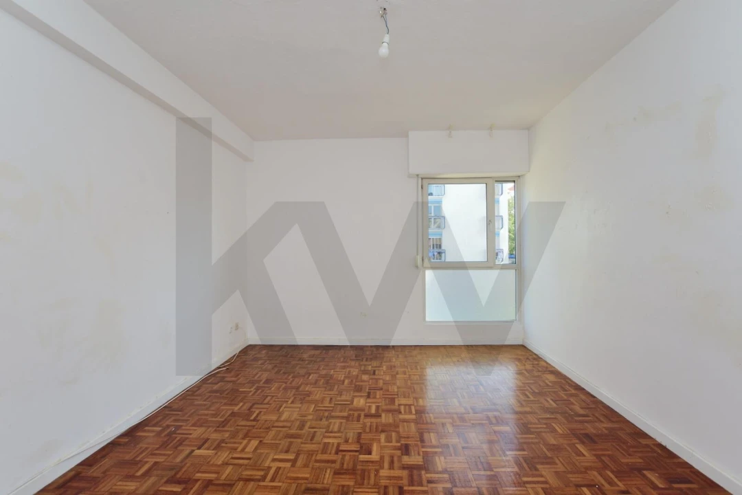 Apartamento T2 para Venda em Odivelas Foto 7
