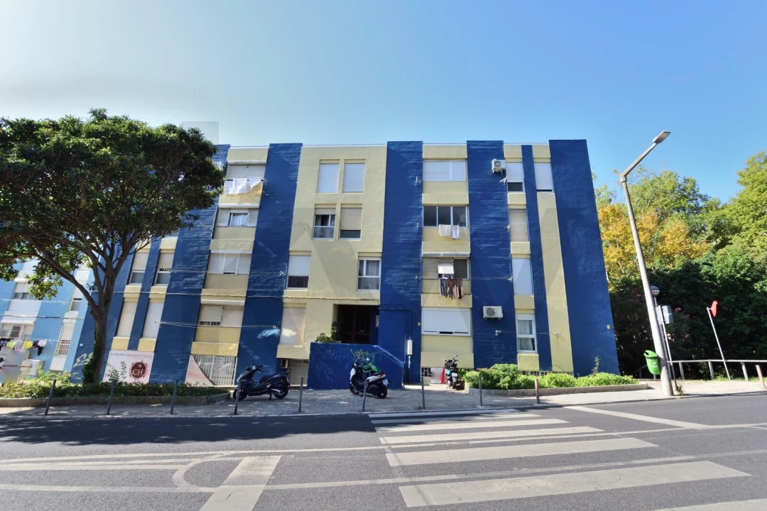 Apartamento T2 para Venda em Odivelas Foto 1