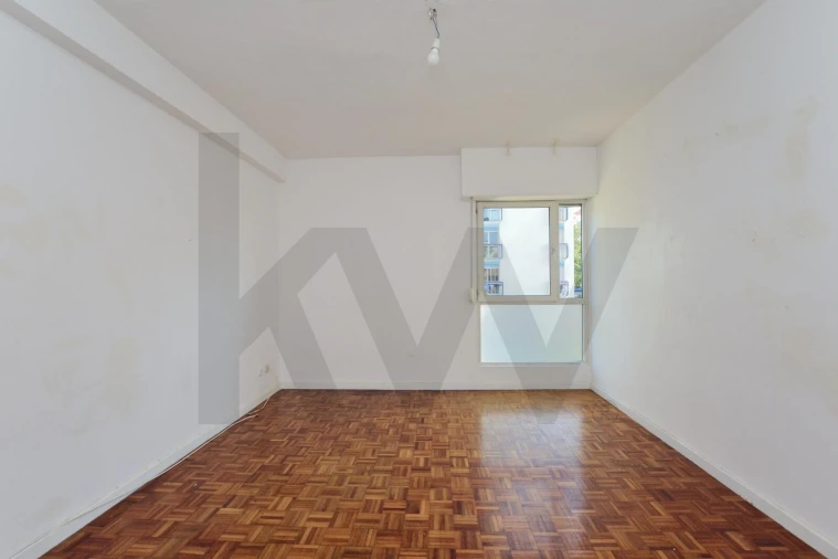 Apartamento T2 para Venda em Odivelas Foto 7