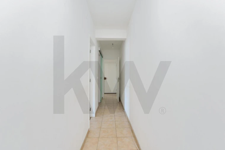 Apartamento T2 para Venda em Odivelas Foto 15