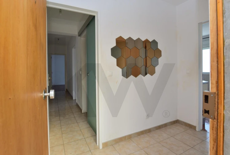 Apartamento T2 para Venda em Odivelas Foto 4