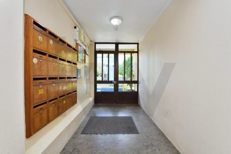 Apartamento T2 para Venda em Odivelas Foto 22