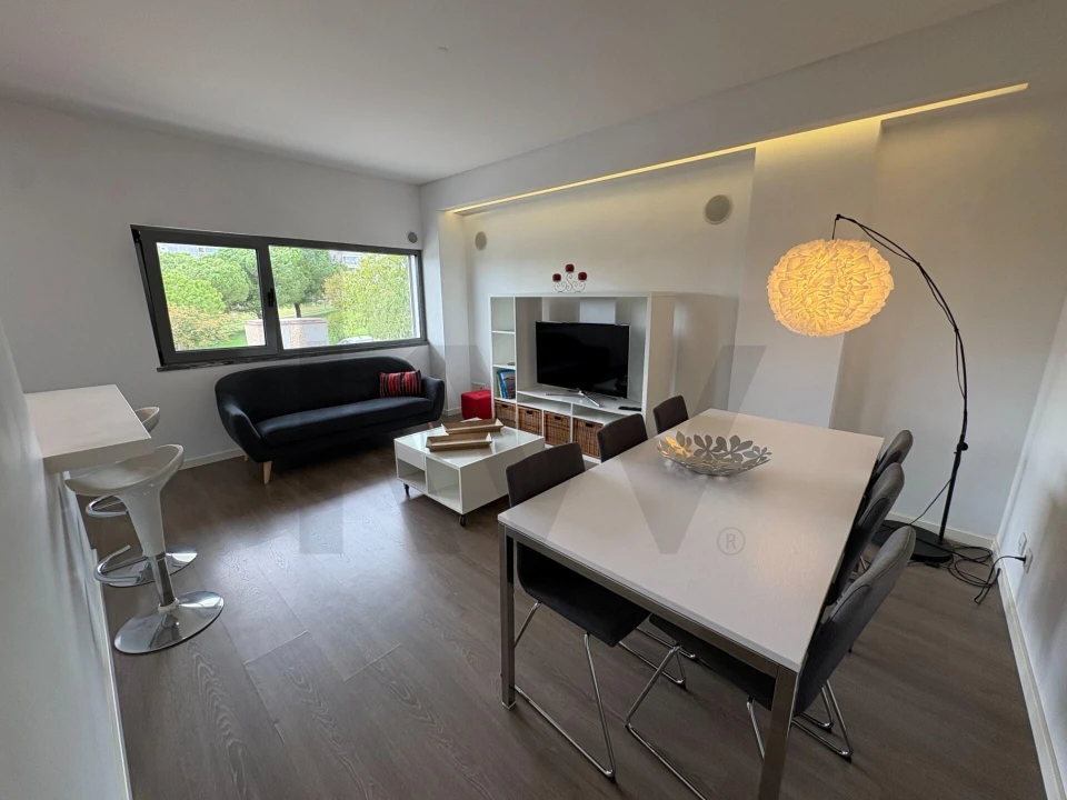 Apartamento T2 para Arrendamento em Charneca de Caparica e Sobreda Foto 3