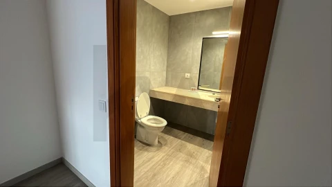 Apartamento T1 para Arrendamento em Funchal (Se)