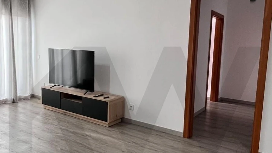 Apartamento T1 para Arrendamento em Funchal (Se)
