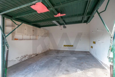 Moradia T5 para Venda em Cernache