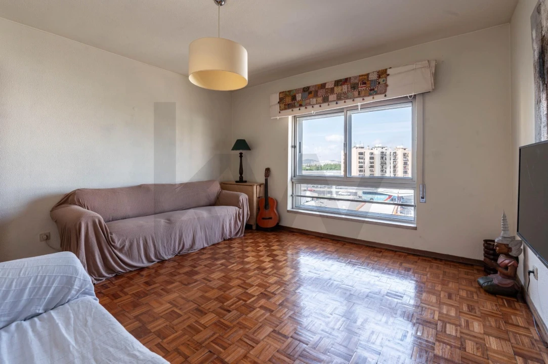 Apartamento T2 para Venda em Lumiar Foto 8