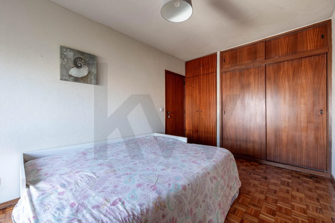 Apartamento T2 para Venda em Lumiar Foto 12