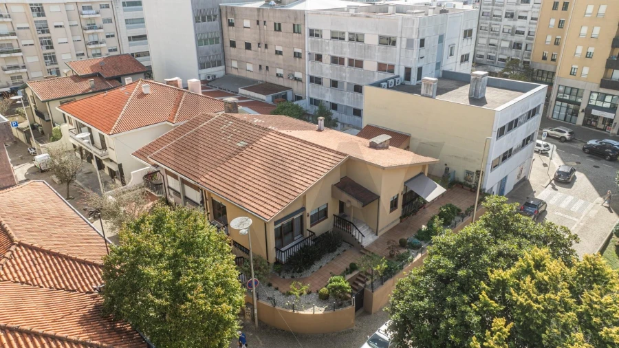Moradia T3 para Venda em Cidade da Maia Foto 35