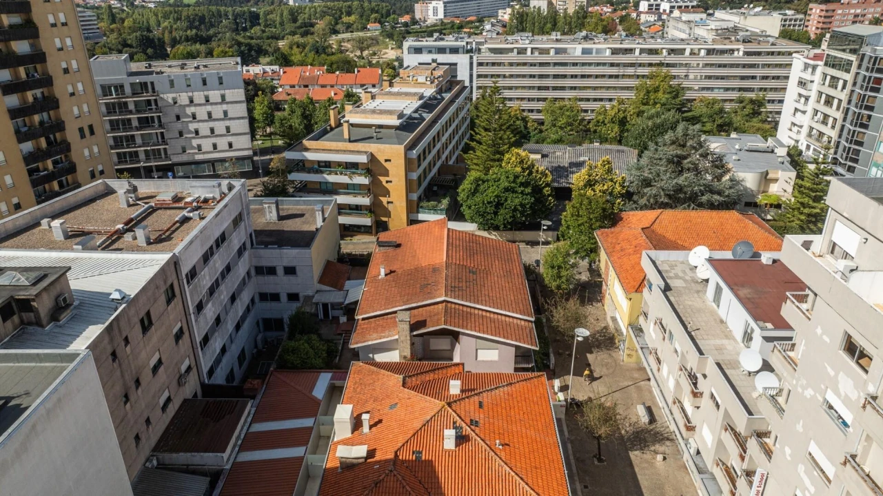 Moradia T3 para Venda em Cidade da Maia Foto 34