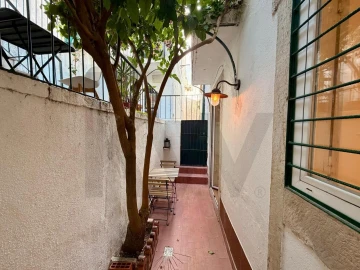 Apartamento T2 para Venda em Santa Maria Maior