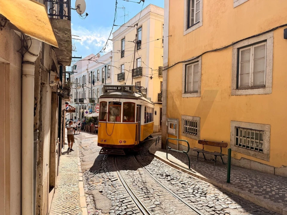 Apartamento T2 para Venda em Santa Maria Maior Foto 24
