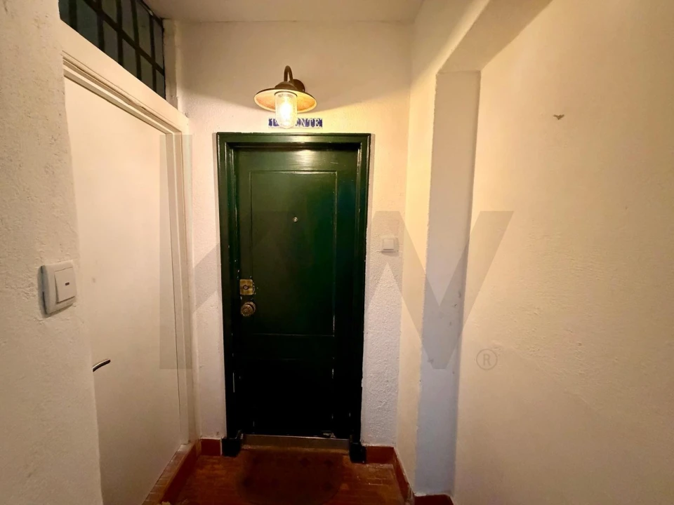 Apartamento T2 para Venda em Santa Maria Maior Foto 3