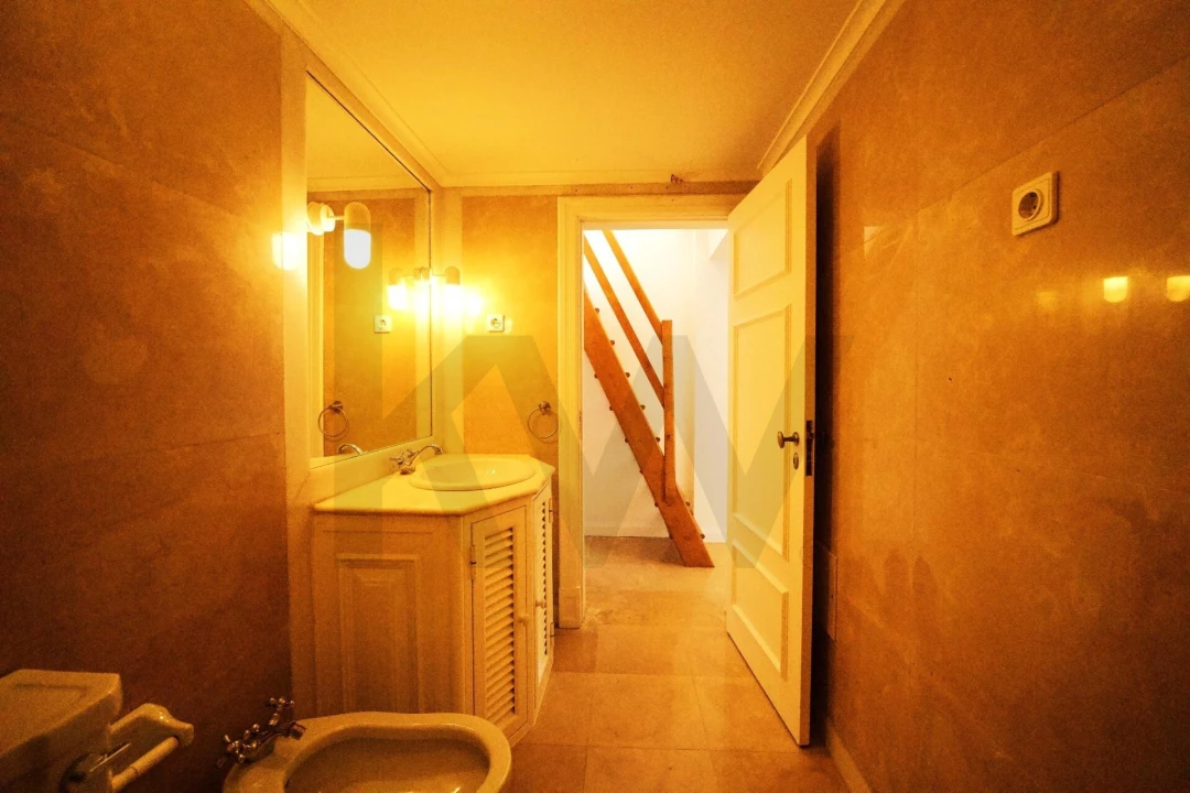 Apartamento T1 para Arrendamento em Estrela Foto 20