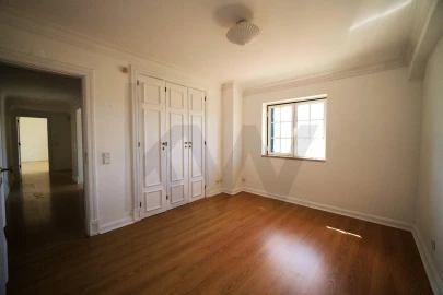 Apartamento T1 para Arrendamento em Estrela