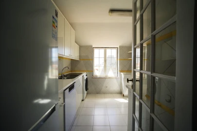 Apartamento T1 para Arrendamento em Estrela