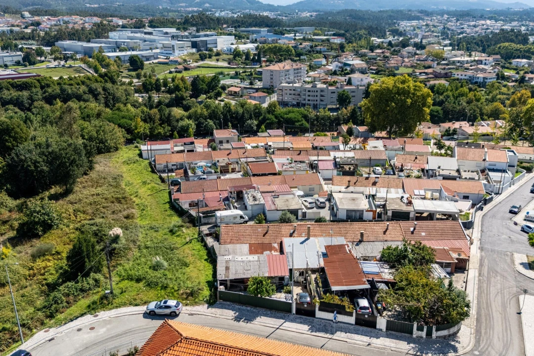 Moradia T3 para Venda em São João da Madeira Foto 26