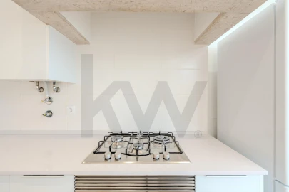 Apartamento T4 para Arrendamento em Areeiro