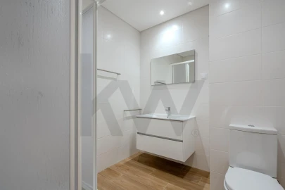 Apartamento T4 para Arrendamento em Areeiro