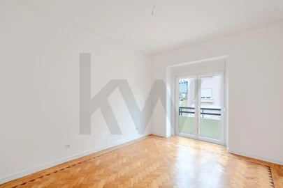 Apartamento T4 para Arrendamento em Areeiro