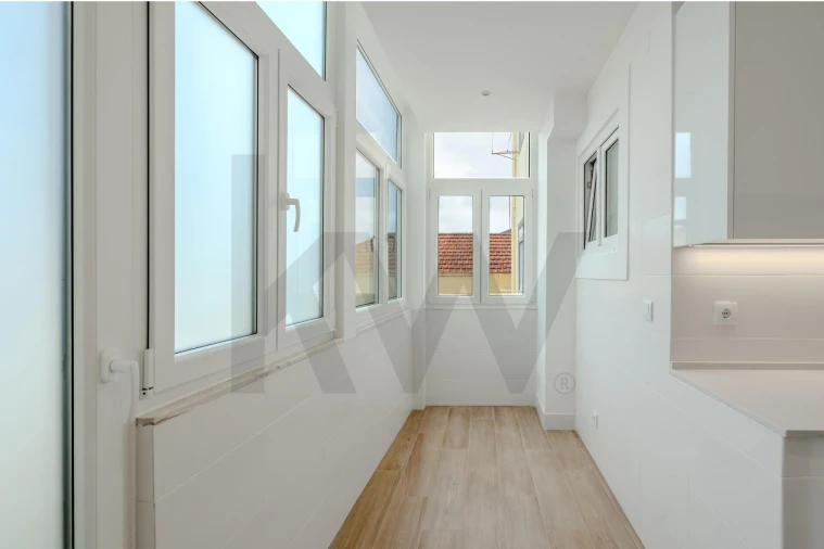 Apartamento T4 para Arrendamento em Areeiro Foto 12