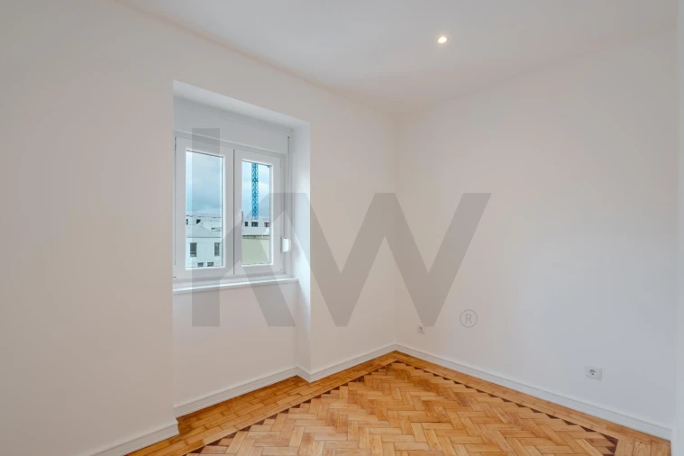 Apartamento T4 para Arrendamento em Areeiro Foto 26