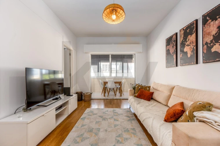 Apartamento T1 para Arrendamento em Massamá e Monte Abraão Foto 2