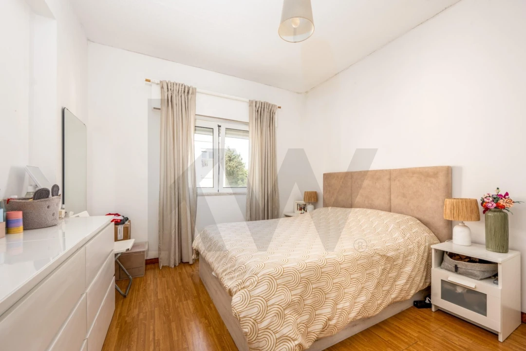 Apartamento T1 para Arrendamento em Massamá e Monte Abraão Foto 14