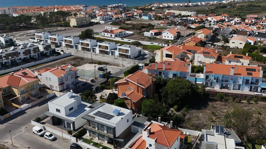 Moradia T5 para Venda em A dos Cunhados e Maceira