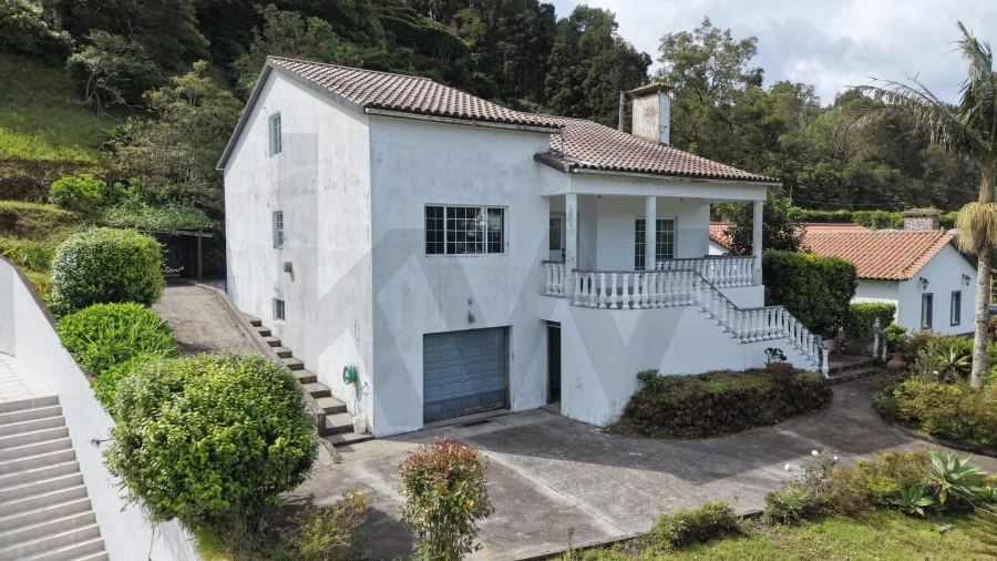 Moradia T3 para Venda em Furnas