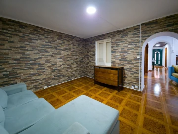Moradia T2 para Venda em Ribeirinha