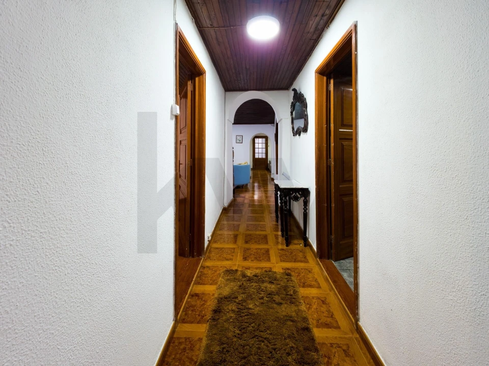 Moradia T2 para Venda em Ribeirinha Foto 2