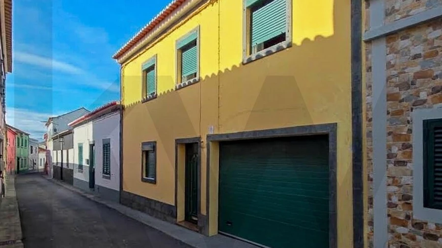 Moradia T2 para Venda em Ribeirinha
