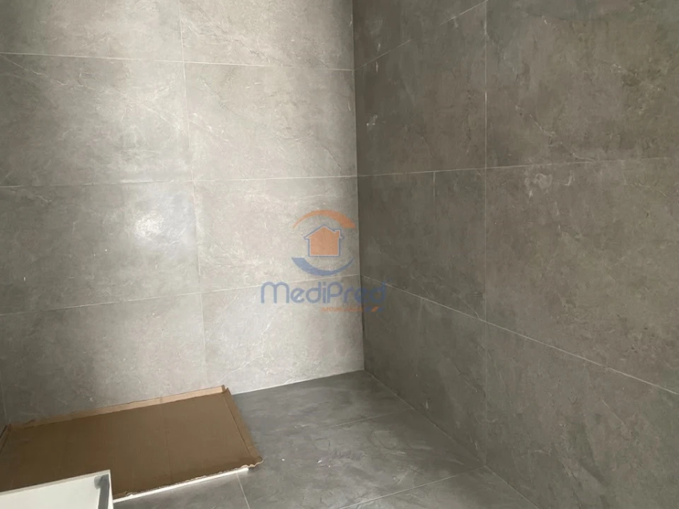 Apartamento T3 para Venda em Ramada e Caneças Foto 14