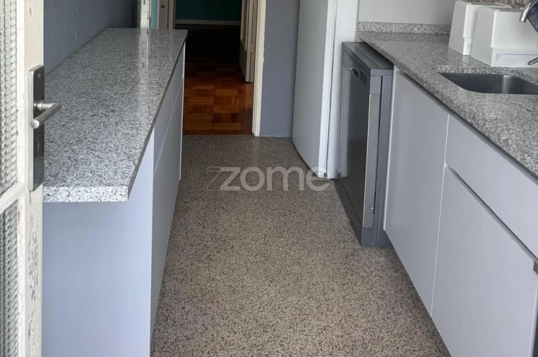 Apartamento T3 para Venda em Paranhos Foto 12
