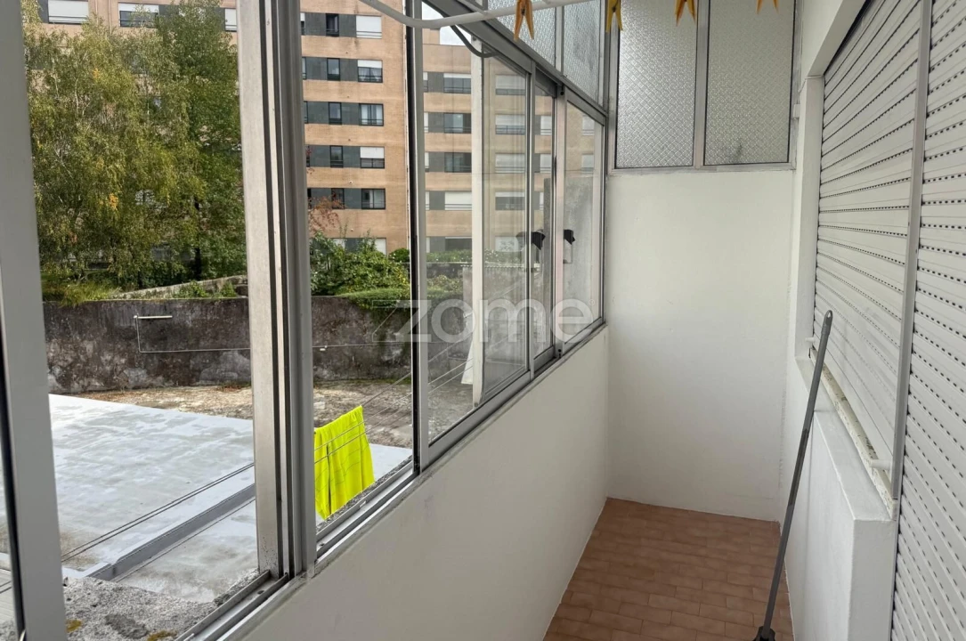 Apartamento T3 para Venda em Paranhos Foto 9