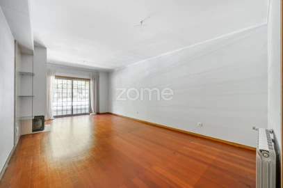 Apartamento T3 para Venda em Aldoar, Foz do Douro e Nevogilde