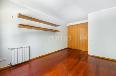 Apartamento T3 para Venda em Aldoar, Foz do Douro e Nevogilde