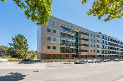 Apartamento T3 para Venda em Aldoar, Foz do Douro e Nevogilde