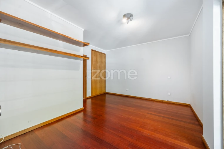 Apartamento T3 para Venda em Aldoar, Foz do Douro e Nevogilde Foto 9